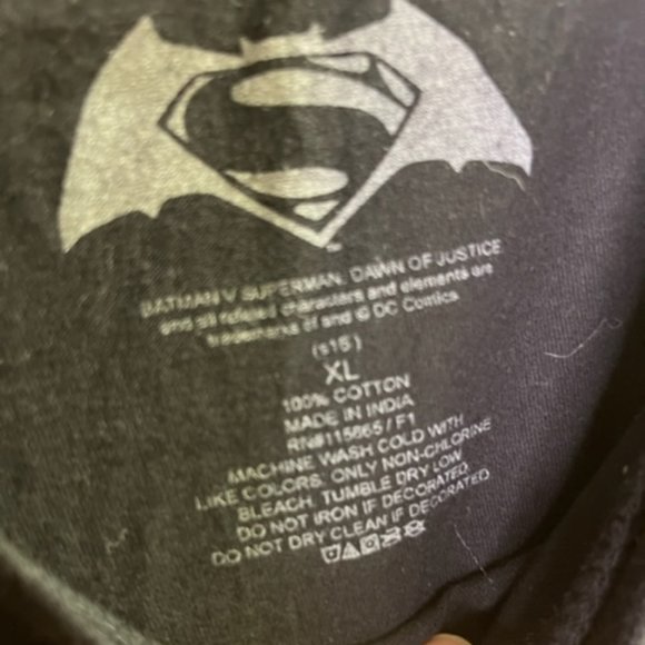 Batman V Superman Dawn Of Justice T-Shirt Size XL DC Comics - Picture 3 of 3